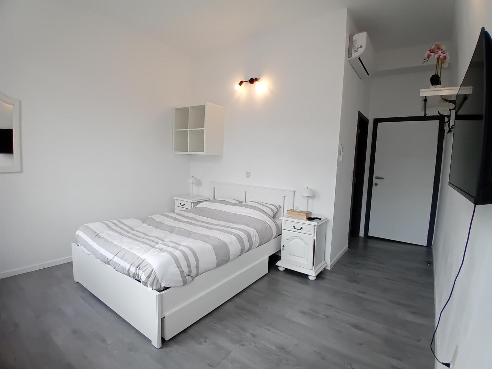 Leuze Escale Hotel Eksteriør billede
